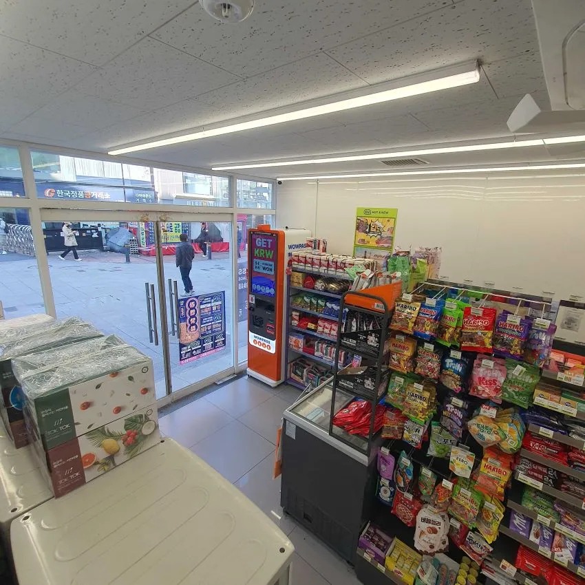 CU鍾路ピカデリー店 - 写真2