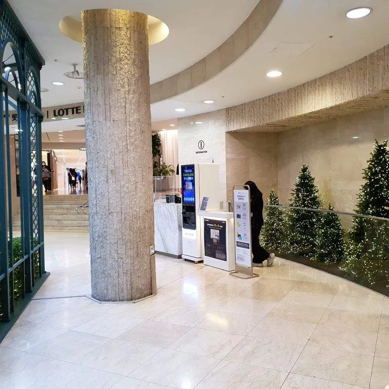ロッテ百貨店 明洞本店 - 写真2