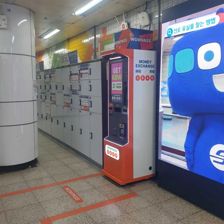 明洞駅（改札口内部） - 写真2