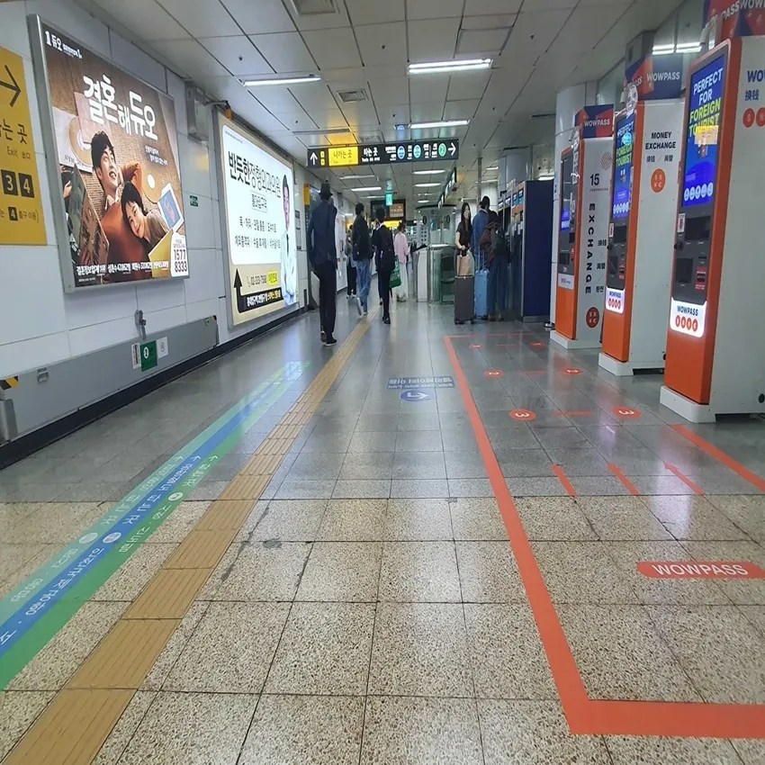 弘大入口駅 - 写真3