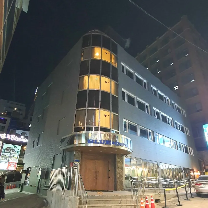 ブルードット ポシュテル