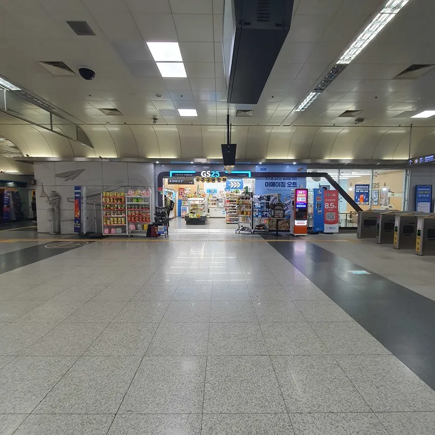 GS25 S9金浦空港駅店