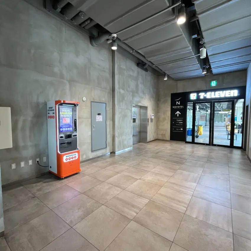 AKプラザ 水原 ノボテルホテル 入口