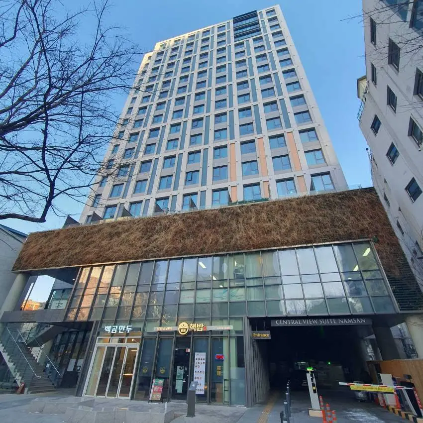 南山 セントラルビュー スイート