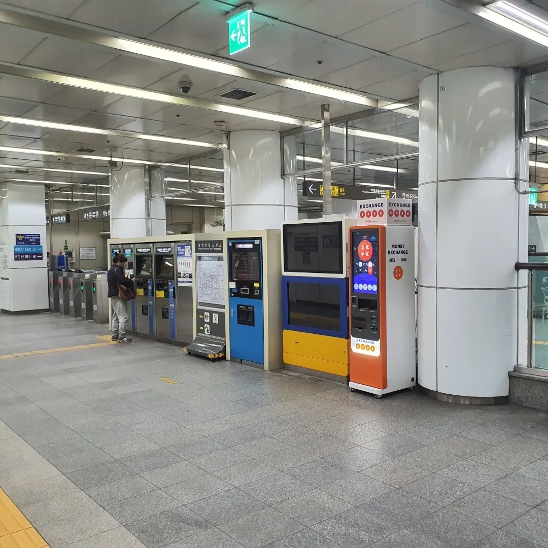東大門歴史文化公園駅（4号線）